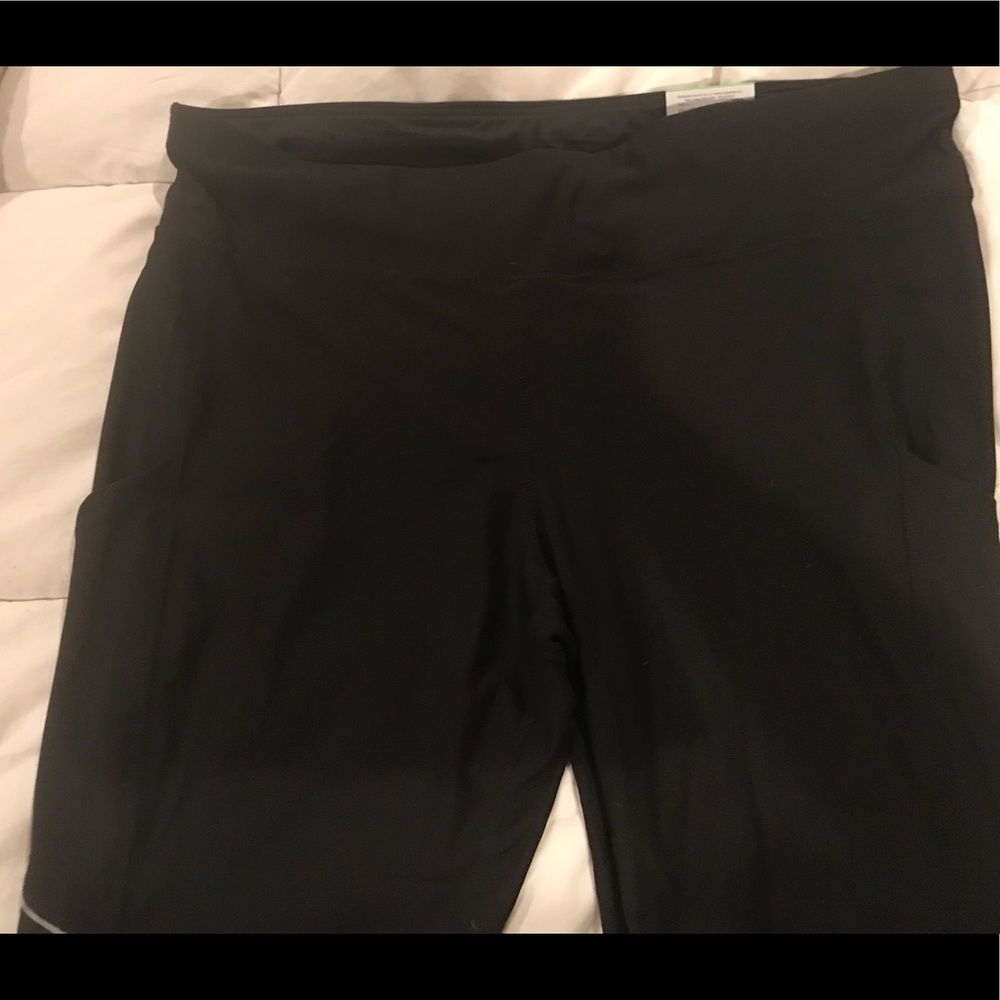 Xersion capris, XXL, NWT